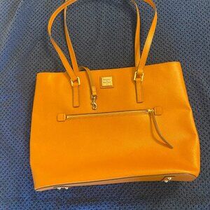 Dooney & Bourke Shopper